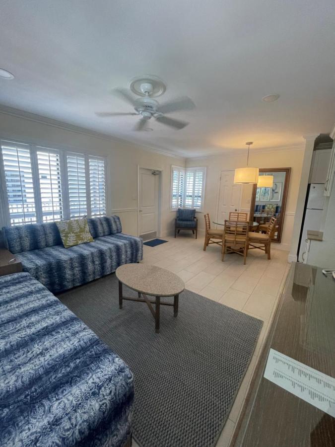 High Noon Beach Resort Lauderdale-by-the-Sea Buitenkant foto